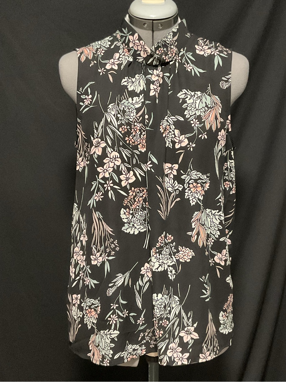 LOFT Black Floral Sleeveless Tie-Neck Camisole
